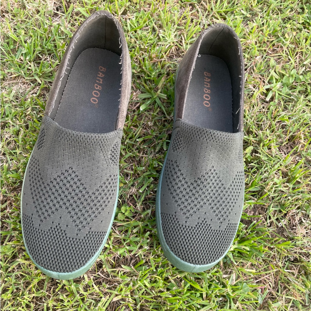 Bamboo Men's Dark Gray Slip-On Loafers